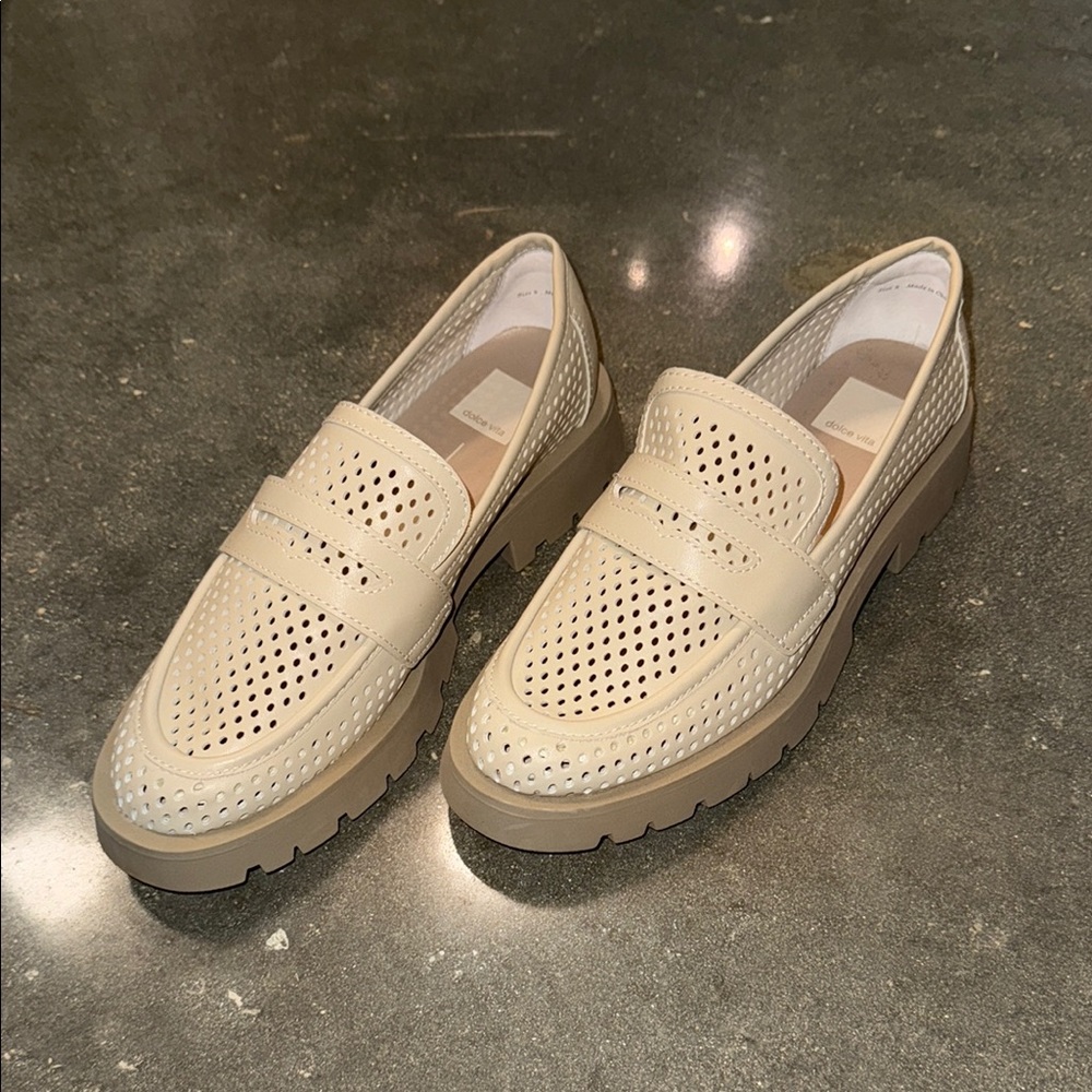 Dolce Vita Beige Loafers NWOT
